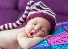 Отчего новорожденный малыш беспокойно спит ночью?