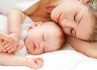Совместный сон мамы и малыша: плюсы и минусы